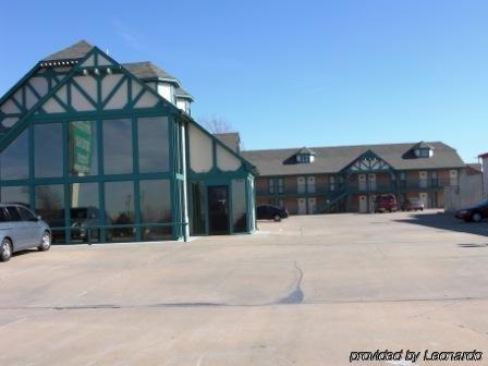 Stratford House Inn Edmond Exterior foto